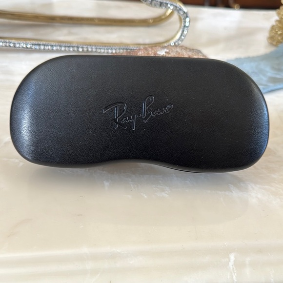 Ray-Ban Black Glasses Case - Picture 1 of 6